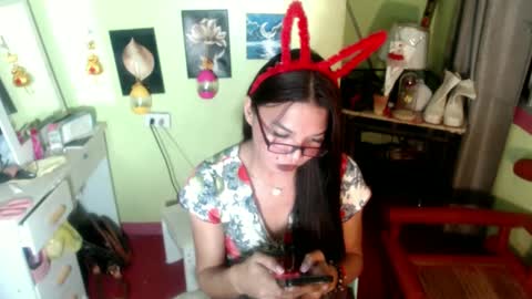 Snapshot of stellaxtemptationx chatting on January 14, 2:32 pm Stella sweet online show from January 14, 2:32 pm