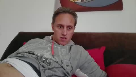 sten015 online show from October 7, 12:35 pm