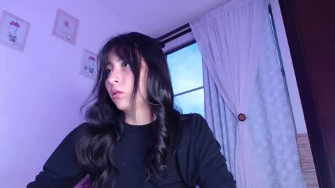 Snapshot of step_daughter_ chatting on March 6, 11:20 pm MIA online show from March 6, 11:20 pm