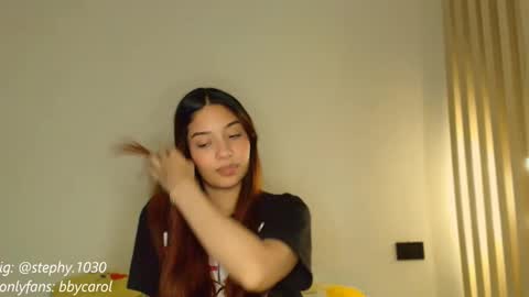 stephany online show from May 12, 5:04 am