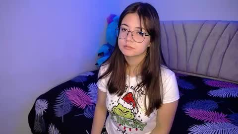 Emma online show from February 8, 2:47 am