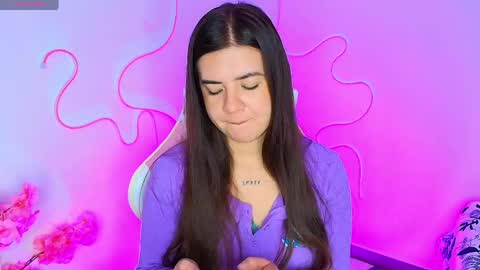 Snapshot of stepha_sweet chatting on April 16, 2:23 am Emma online show from April 16, 2:23 am