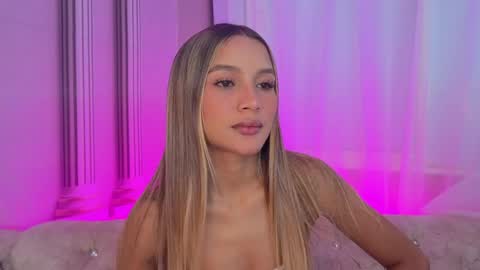 Snapshot of stephani_sweet chatting on May 30, 9:45 pm Stefff online show from May 30, 9:45 pm