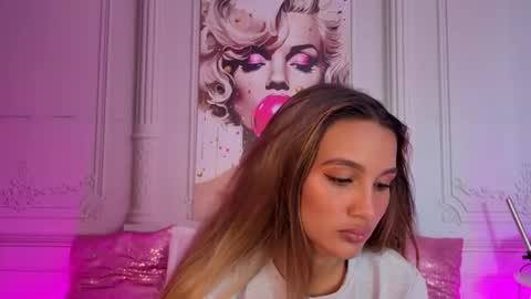 Snapshot of stephani_sweet chatting on June 20, 10:12 pm Stefff online show from June 20, 10:12 pm