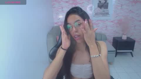 Stephania online show from December 4, 3:37 am