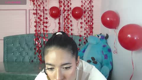 Stephania online show from February 15, 1:38 pm