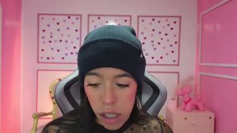 Stephania online show from September 18, 11:34 am