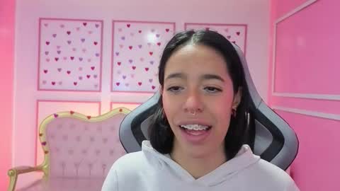 Stephania online show from September 25, 11:36 am