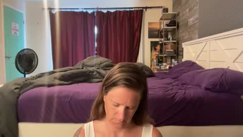 Snapshot of stephanieclass chatting on April 6, 12:17 pm Stephanie Jason Class online show from April 6, 12:17 pm