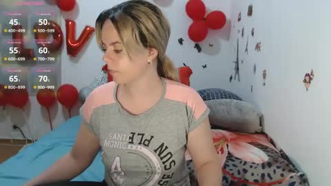 Snapshot of stephaniewild chatting on April 17, 9:56 am Stephanie online show from April 17, 9:56 am