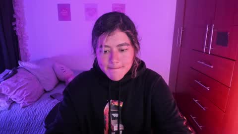 Stephanie  online show from October 12, 1:48 am