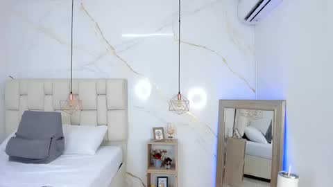 Snapshot of stephanysc chatting on March 4, 1:01 am Stefanny online show from March 4, 1:01 am