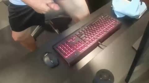 stephenhal9 online show from September 19, 3:34 pm