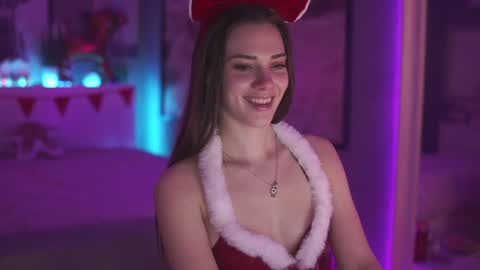 Snapshot of stephie0404 chatting on December 8, 8:25 pm stephie0404 online show from December 8, 8:25 pm