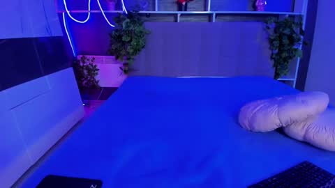 Stephie online show from June 15, 5:31 am