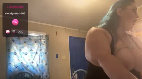 Snapshot of stephsexpress chatting on November 16, 2:55 pm stephsexpress online show from November 16, 2:55 pm