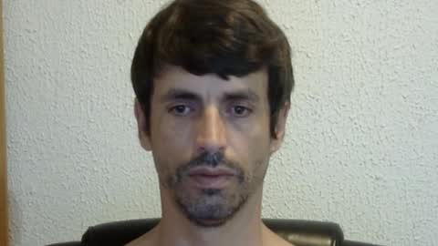 Snapshot of sterling_archer_24 chatting on January 10, 2:04 am sterling_archer_24 online show from January 10, 2:04 am