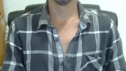 Snapshot of sterling_archer_24 chatting on January 28, 10:23 am sterling_archer_24 online show from January 28, 10:23 am