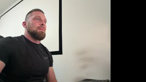 steve897819 online show from June 11, 3:54 pm
