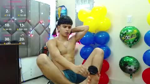 Snapshot of steve_hotman_ chatting on June 18, 7:40 pm Steve Hotman online show from June 18, 7:40 pm