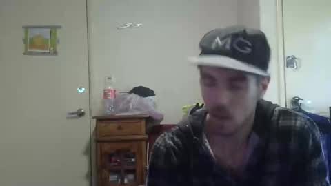 Snapshot of steveaussie chatting on February 5, 2:29 am Australian420 online show from February 5, 2:29 am