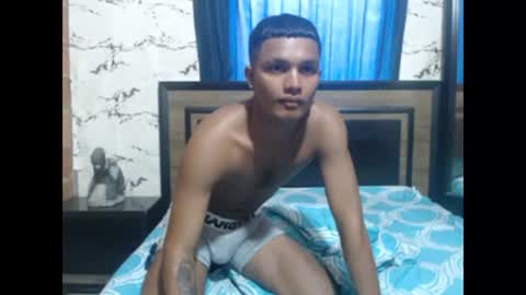 Snapshot of steven_big_dick23 chatting on January 3, 8:01 pm Steven online show from January 3, 8:01 pm