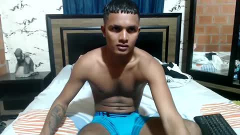 Snapshot of steven_big_dick23 chatting on January 19, 11:10 pm Steven online show from January 19, 11:10 pm