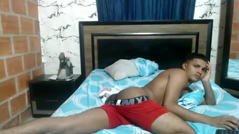 Snapshot of steven_big_dick23 chatting on January 23, 3:58 am Steven online show from January 23, 3:58 am