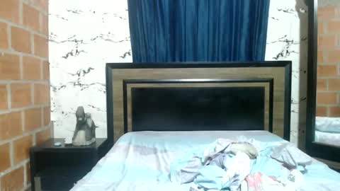 Snapshot of steven_big_dick23 chatting on January 24, 1:45 am Steven online show from January 24, 1:45 am