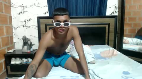 Snapshot of steven_big_dick23 chatting on February 4, 1:34 am Steven online show from February 4, 1:34 am