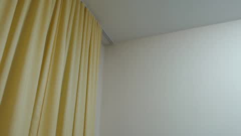 Snapshot of stevenbradley2017 chatting on December 23, 5:43 pm Steven online show from December 23, 5:43 pm