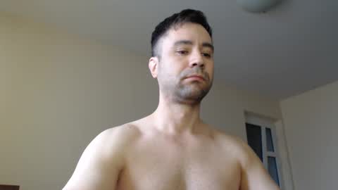 Snapshot of stevenbradley2017 chatting on December 27, 9:28 am Steven online show from December 27, 9:28 am