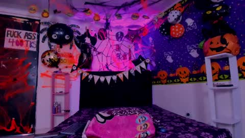 Snapshot of stevenfortaniax chatting on October 16, 12:33 am TANIA-STEVEN online show from October 16, 12:33 am