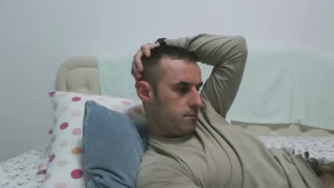 Snapshot of stevenpit chatting on December 13, 4:16 pm stevenpit online show from December 13, 4:16 pm
