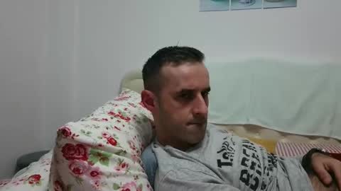 Snapshot of stevenpit chatting on January 1, 9:20 pm stevenpit online show from January 1, 9:20 pm
