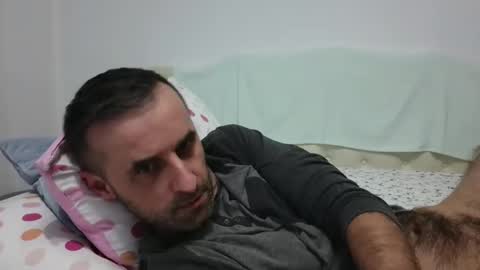 Snapshot of stevenpit chatting on January 5, 7:28 pm stevenpit online show from January 5, 7:28 pm