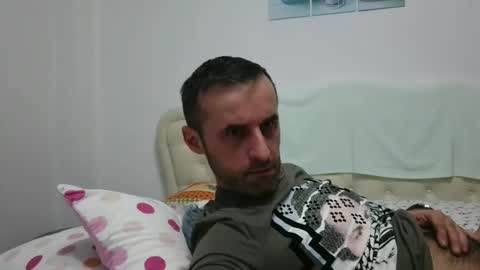 Snapshot of stevenpit chatting on January 12, 9:08 am stevenpit online show from January 12, 9:08 am