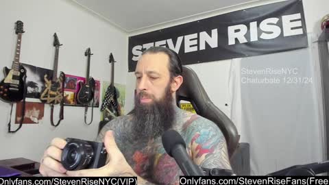 StevenRiseNYC online show from December 31, 10:12 pm