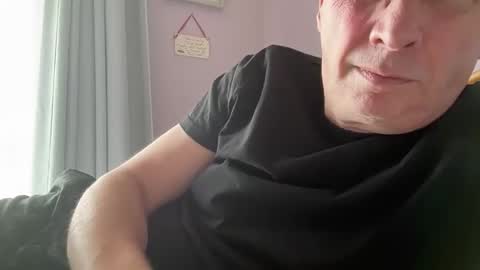 steverxx123 online show from March 30, 2:07 pm