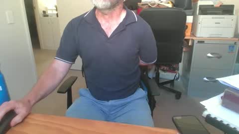 Snapshot of stevethetigerr chatting on February 2, 4:11 am SteveTheTigerr online show from February 2, 4:11 am