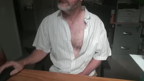 Snapshot of stevethetigerr chatting on February 19, 11:45 pm SteveTheTigerr online show from February 19, 11:45 pm