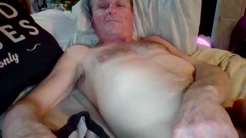 Snapshot of steviehard7 chatting on February 11, 5:05 am steviehard7 online show from February 11, 5:05 am