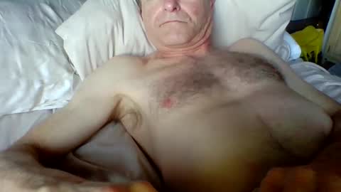 Snapshot of steviehard7 chatting on February 11, 4:02 pm steviehard7 online show from February 11, 4:02 pm