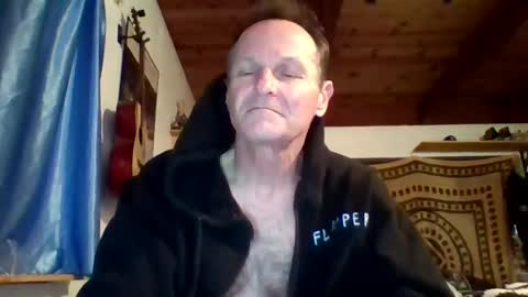 Snapshot of steviehard7 chatting on February 25, 5:52 am steviehard7 online show from February 25, 5:52 am