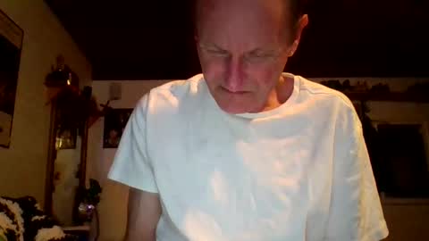 Snapshot of steviehard7 chatting on March 5, 5:50 am steviehard7 online show from March 5, 5:50 am