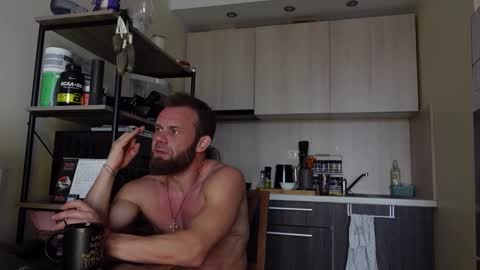 Stewart Barnz online show from February 7, 9:35 am