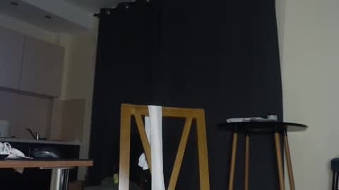 Stewart Barnz online show from April 1, 2:56 am