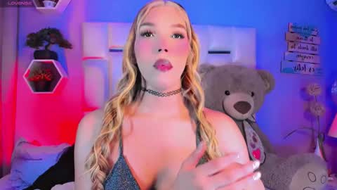 Steisee Reyes online show from September 26, 1:20 am