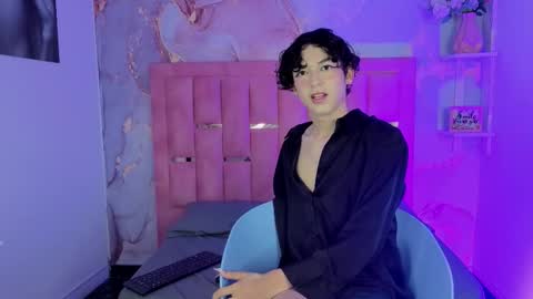 Snapshot of sthepanodimonaco chatting on March 14, 3:45 am Sthepano online show from March 14, 3:45 am