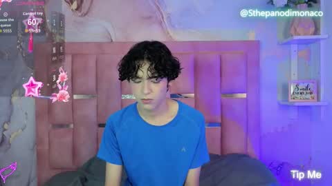 Snapshot of sthepanodimonaco chatting on March 17, 3:33 am Sthepano online show from March 17, 3:33 am